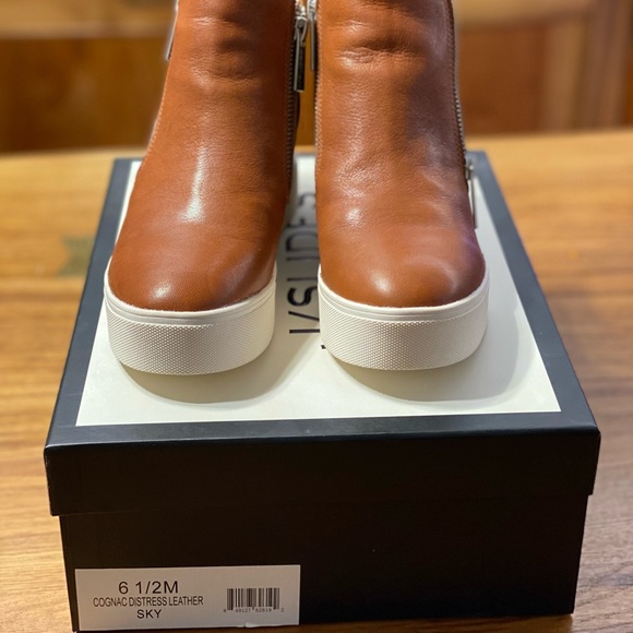 j/slides shoes - Picture 3 of 11